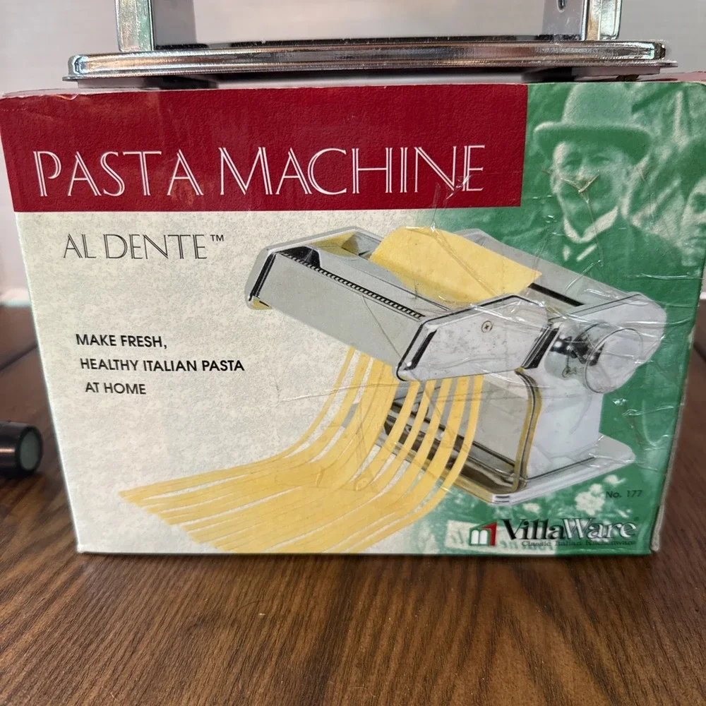 Villaware Al Dente Italian Manual Pasta Machine No. 177, 7 Thickness Settings